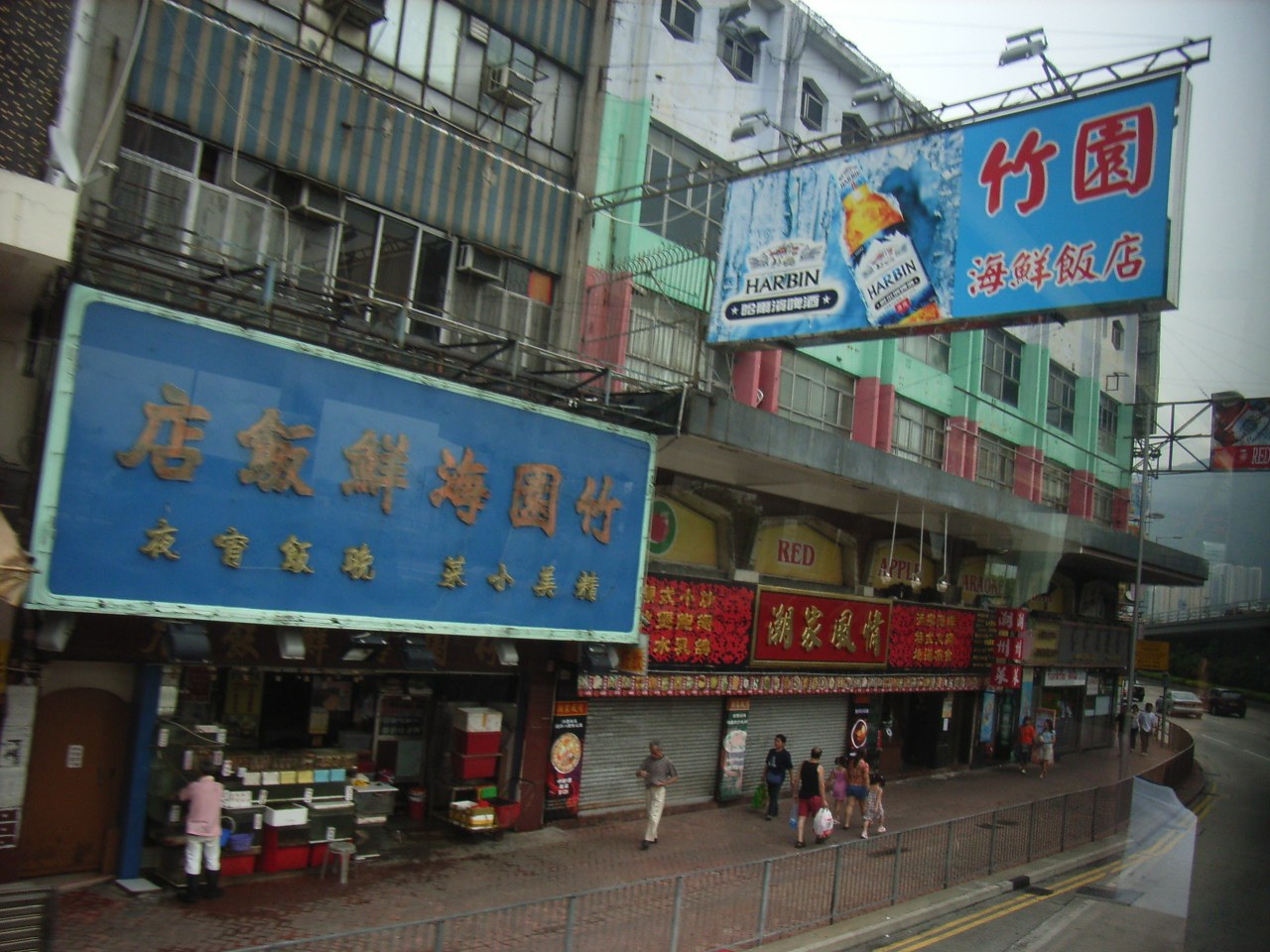 九龍城「潮玩夜市」今起一連3日 推潮泰聯乘美食 商户盼帶旺人流
