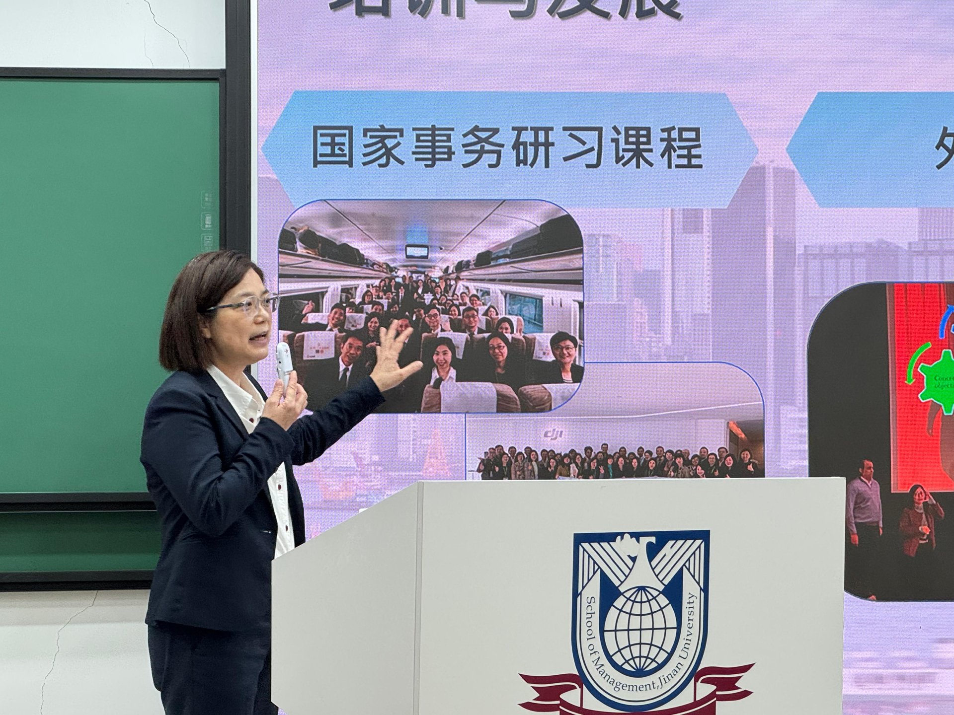 公務員事務局到粵閩大學辦職業講座 籲港生投身公務員行列