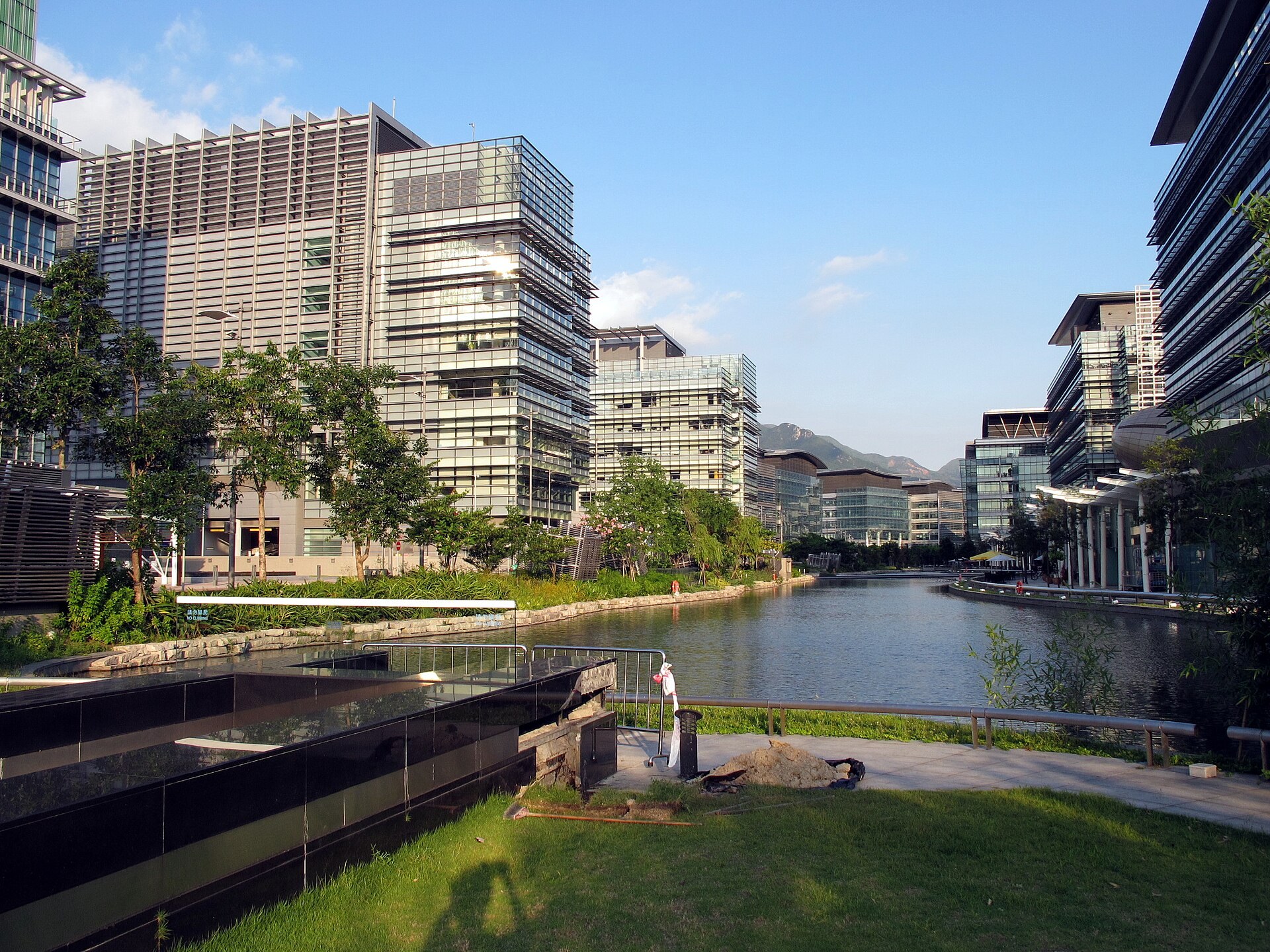 科技園公司首發電池儲能策略報告，稱未來十年行業投資近40萬億港元